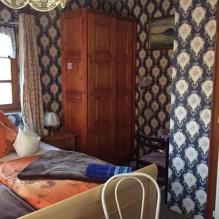 Ilona Kis Kastely Panzio