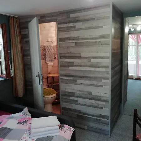 Ilona Kis Kastely Panzio 3* Keszthely