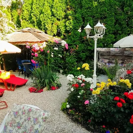 Ilona Kis Kastely Panzio Guest house Keszthely