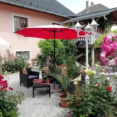 Penzion Ilona Kis Kastely Panzio Keszthely