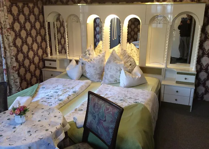 Ilona Kis Kastely Panzio Keszthely