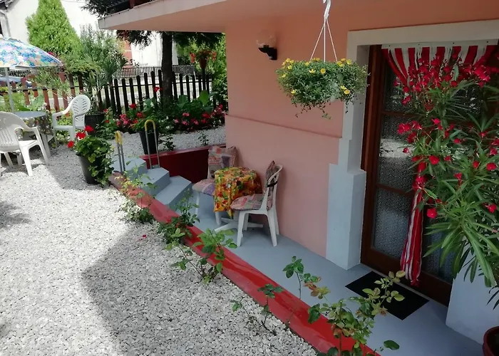 Ilona Kis Kastely Panzio 3*