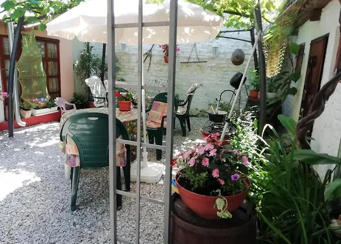 Ilona Kis Kastely Panzio בית הארחה קסזטלי