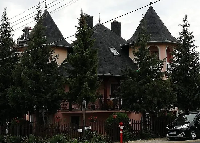 Ilona Kis Kastely Panzio Guest house Keszthely